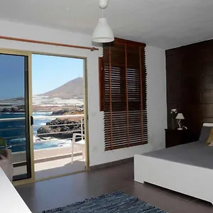 galdar-gc-vistas-al-mar.in-canary-islands.com/